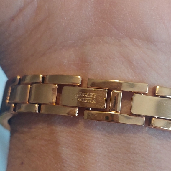 Watch - Picture 4 of 4